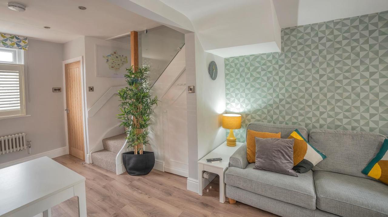 הוילה Modern 3-Bed House On Tarporley High Street מראה חיצוני תמונה