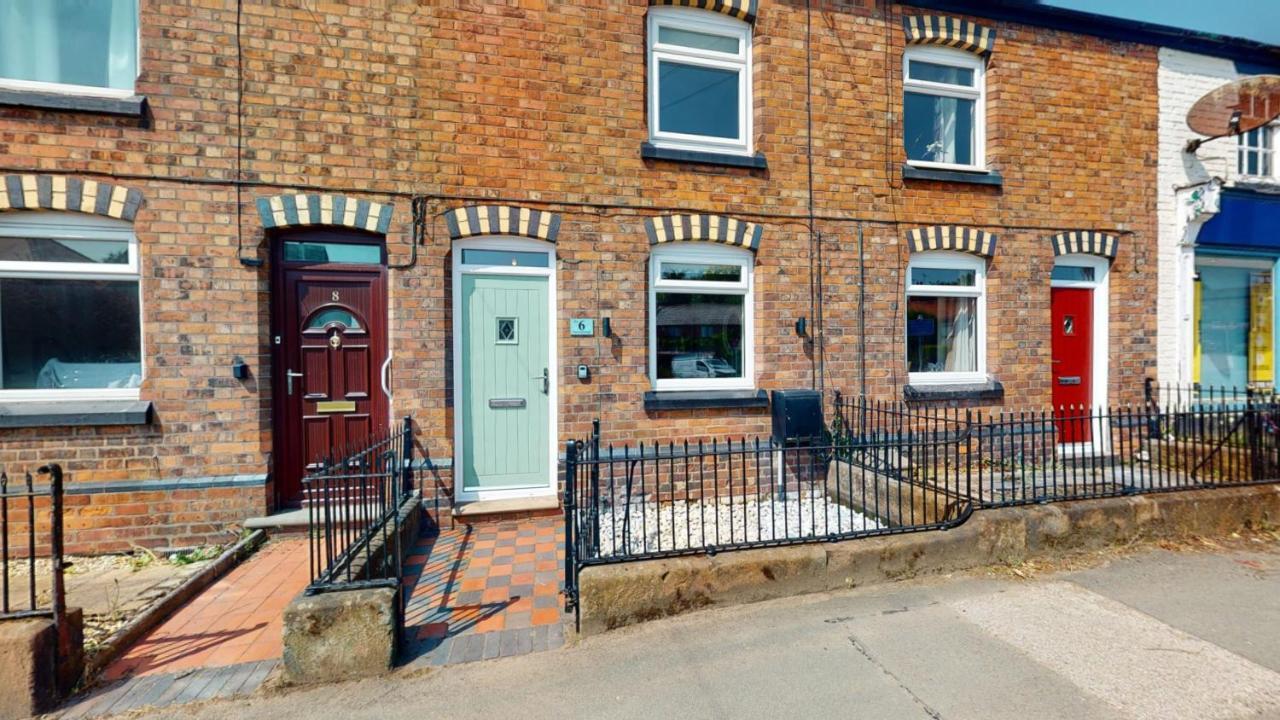 הוילה Modern 3-Bed House On Tarporley High Street מראה חיצוני תמונה