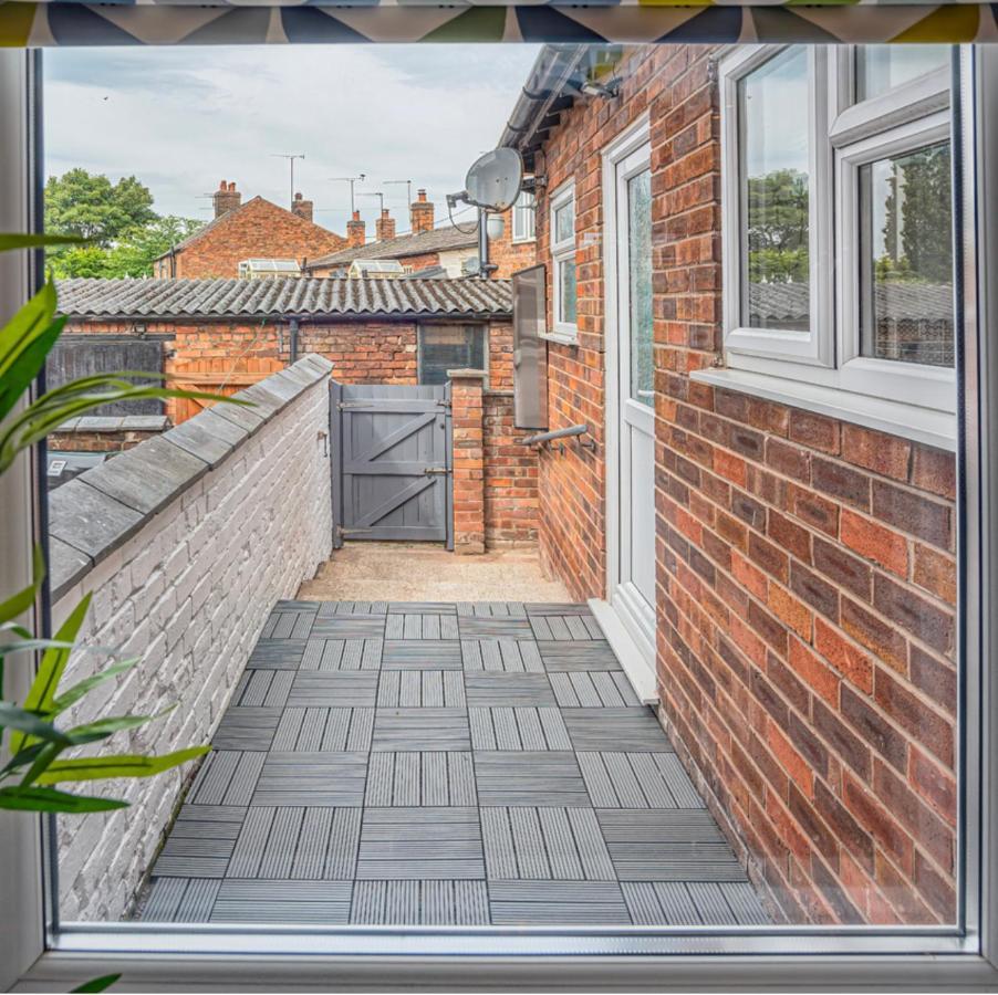 הוילה Modern 3-Bed House On Tarporley High Street מראה חיצוני תמונה