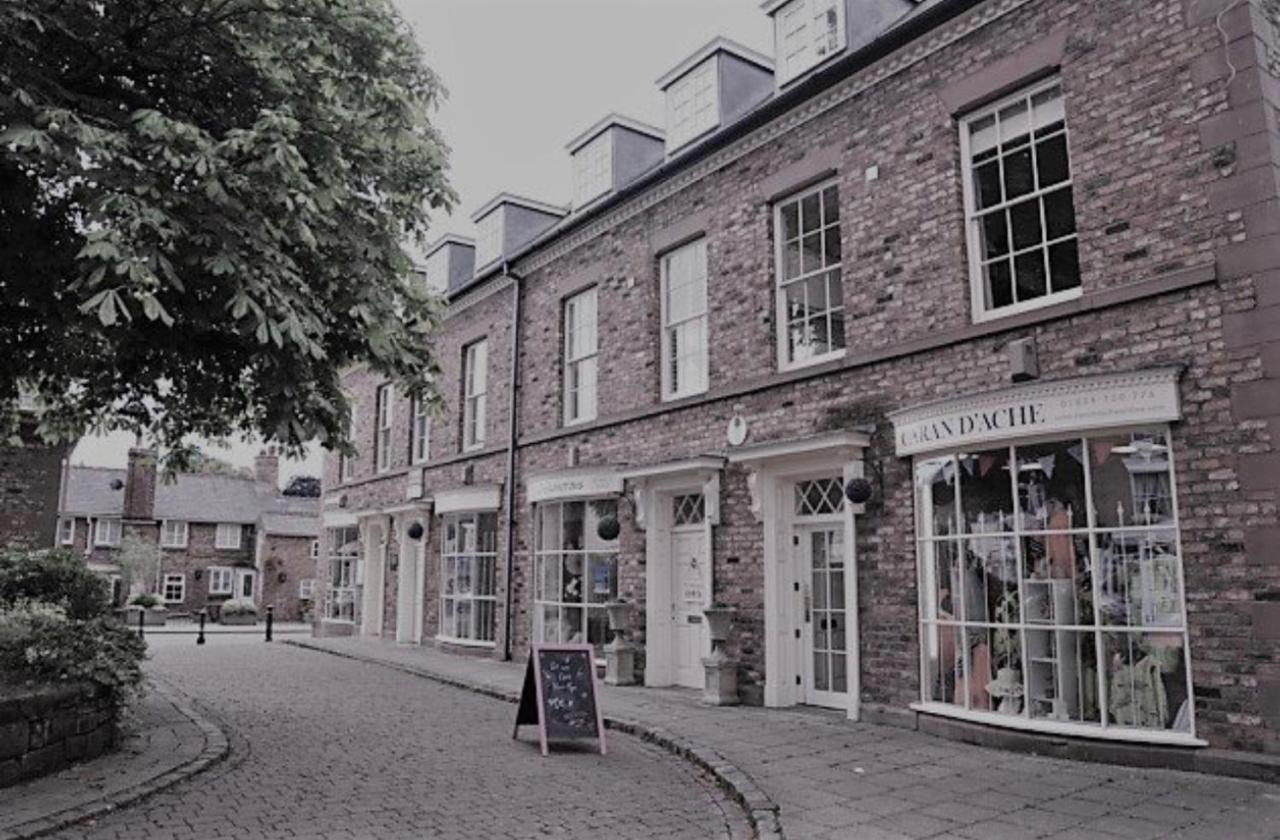 הוילה Modern 3-Bed House On Tarporley High Street מראה חיצוני תמונה